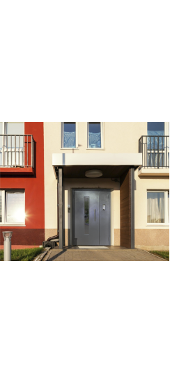 Дверь металлическая утепленная подъездная с остеклением